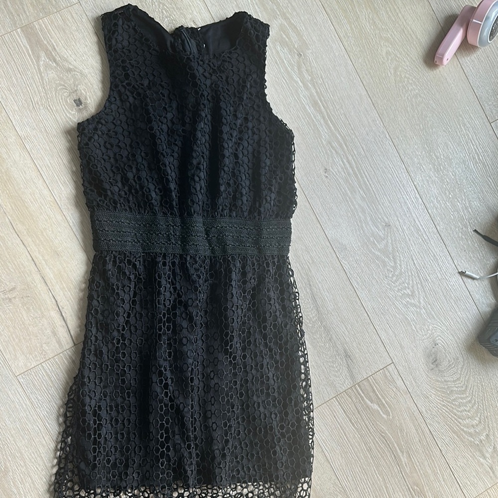 Elegant Black Lace Dress